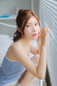 将军餐桌下顶撞H厨房PLAY